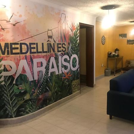 Hostal Casa Paraiso Медельин Экстерьер фото